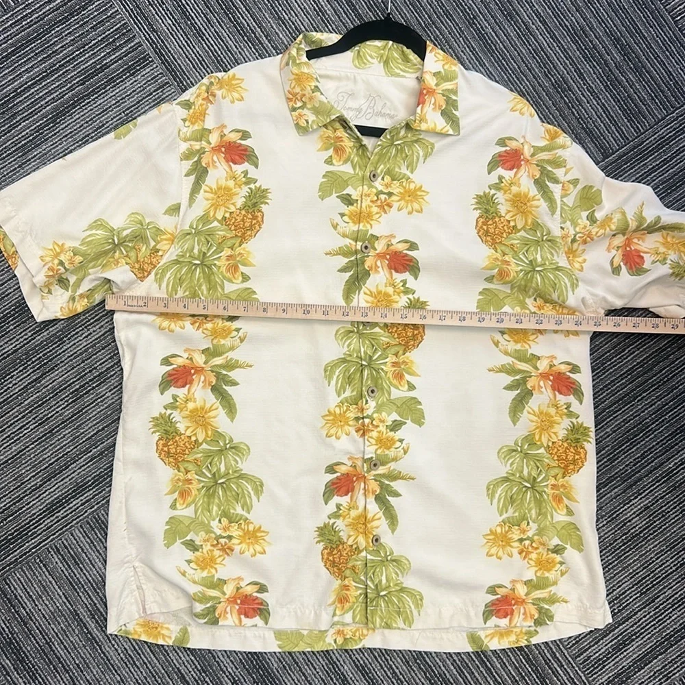 Tommy Bahama Aloha Men’s 100% Silk Hawaiian Short Sleeve Top Shirt Size XL